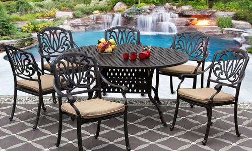 outdoor dining set